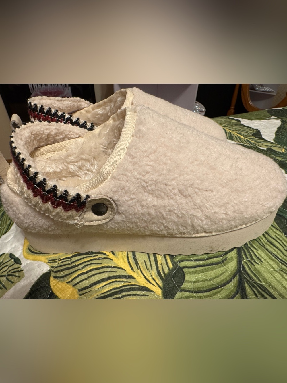 NWOT Beach by Matisse Storm ivory clog mules platform slipper size 8M soft!